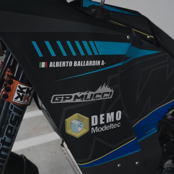 Design restyling grafiche moto Hispania Rally 2021
